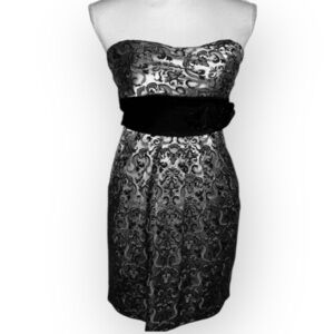 SPEECHLESS Strapless Metallic Mini Cocktail Dress Silver and Black SZ 3